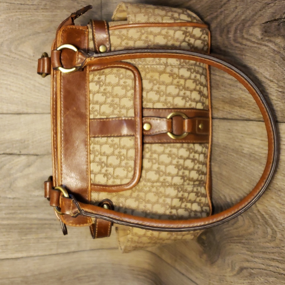 Vintage women's faux leather and textured fabric small Handbag.